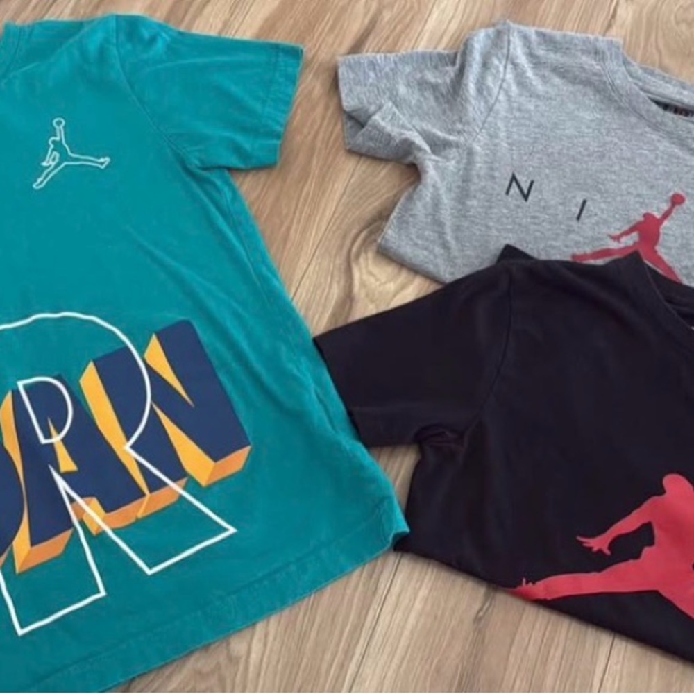 Jordan Kids' Short Sleeve Tees in Teal, Gray & Black